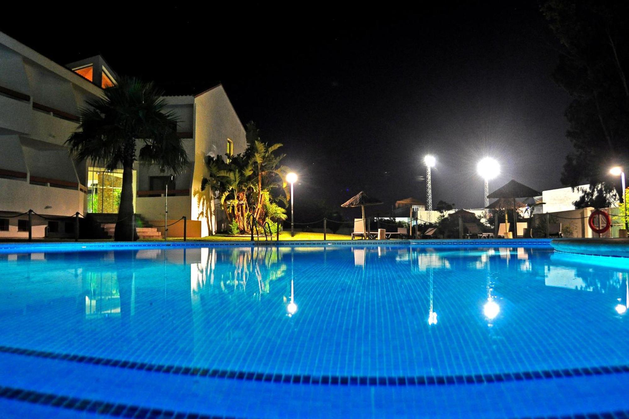 Hotel Pradillo Conil Conil De La Frontera Buitenkant foto
